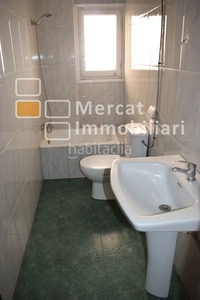 Piso en venta en Riera, 2 dormitorios. en Riera Cornellà de Llobregat