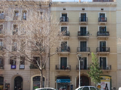 Precioso ático tipo loft en calle Casanova, Barcelona