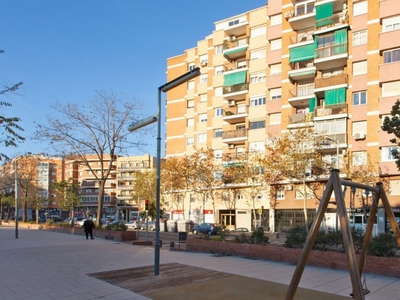 Precioso piso equipado en zona céntrica de Barcelona