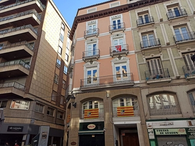 Alquiler de piso en plaza Santiago Sas de 2 habitaciones con balcón y aire acondicionado