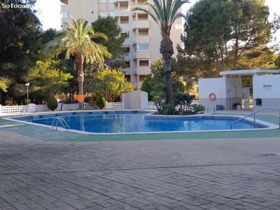 Apartamento en el Pinar de Campoamor con piscina