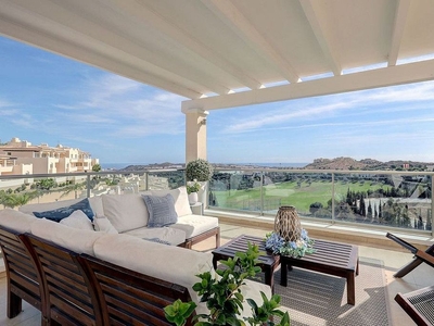 Ático en venta en El Faro de Calaburra - Chaparral de 2 habitaciones con terraza y piscina