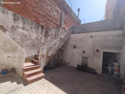 Casa en venta para rehabilitar en el centro de Pineda de Mar