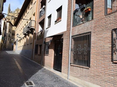 Piso en alquiler en calle Alfonso I de Aragón Huesca de 1 habitación con garaje y muebles
