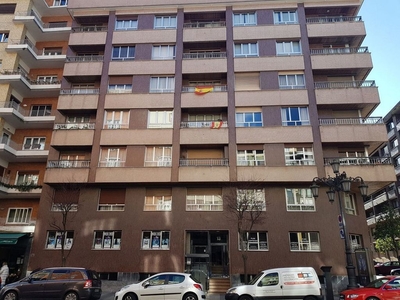 Piso en venta en avenida Galicia de 4 habitaciones con terraza y garaje