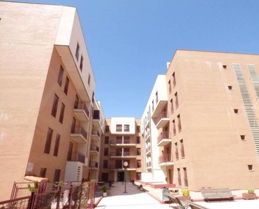 Venta de ático en Puerta de Murcia - Colegios de 1 habitación con terraza y piscina