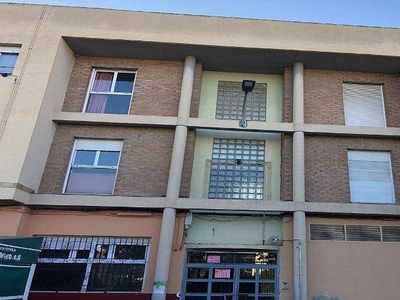 Venta Piso Pedrola. Piso de tres habitaciones en Avda Virgen Del Pilar. Segunda planta con terraza