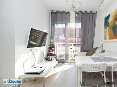 moderno y elegante apartamento de una habitación con aire acondicionado en Prosperidad