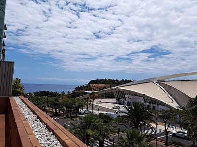 Piso en alquiler en Centro - Santa Cruz de Tenerife de 2 habitaciones con terraza y garaje
