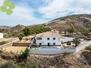 Chalet en venta en Arboleas, Almería