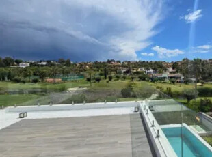 Chalet en venta en Estepona