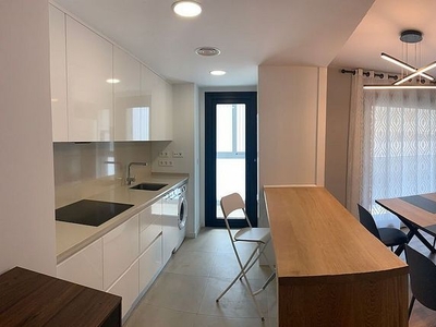 Alquiler de piso en Paus - Poligono San Blas de 3 habitaciones con terraza y piscina