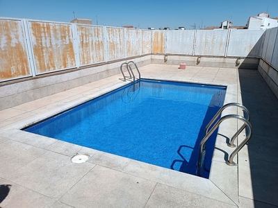Alquiler de piso en Santa María de 2 habitaciones con terraza y piscina