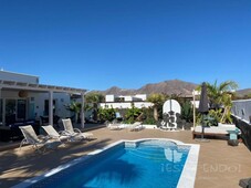 Casa-Chalet en Venta en Playa Blanca (Lanzarote) Las Palmas Ref: PB 8050