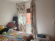 Piso 3 habitaciones. semi reformado en Cerdanyola Sud Mataró