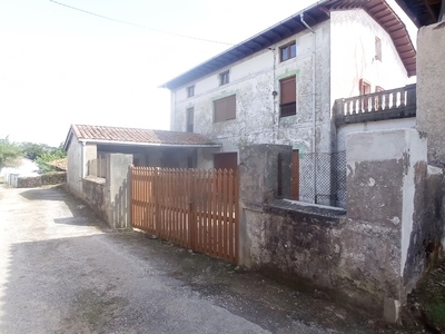 Casa Rural en Venta en El Pomar, Asturias