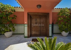Casa con 7 habitaciones con piscina, calefacción, aire acondicionado, jardín y vistas al mar en Marbella