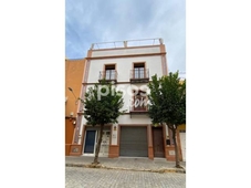 Casa adosada en venta en Calle Ángel