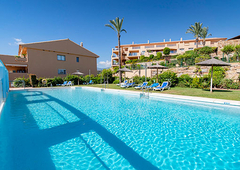 Piso en Avenida LA RESINA GOLF, (RESIDENCIAL RESINA GOLF), Estepona