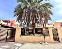 Casa en venta en Aguas Nuevas, Torrevieja, Alicante