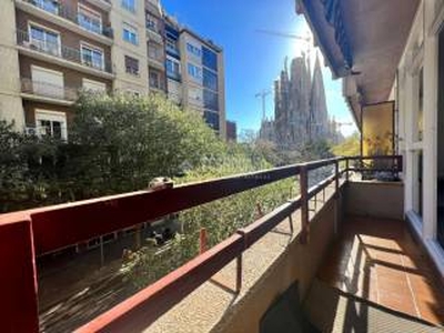 Piso de una habitación muy buen estado, entreplanta, La Sagrada Família, Barcelona