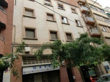 Venta Piso Lleida. Piso de cuatro habitaciones en Calle ALFRED PERENYA. Buen estado segunda planta con terraza