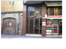 Venta Piso Lleida. Piso de dos habitaciones en Calle ANSELMO CLAVE. Buen estado segunda planta con balcón
