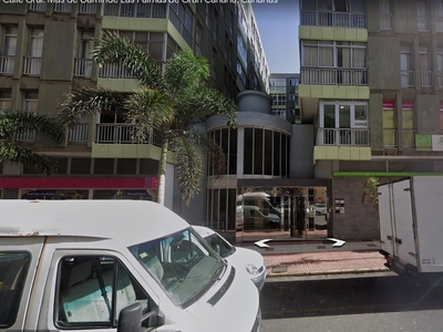 En venta oficina diáfana apta para la RIC en calle General Mas de Gaminde Venta Alcaravaneras