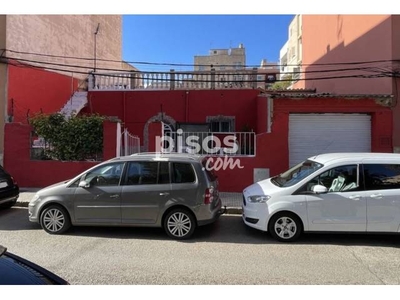 Casa adosada en venta en La Soledat