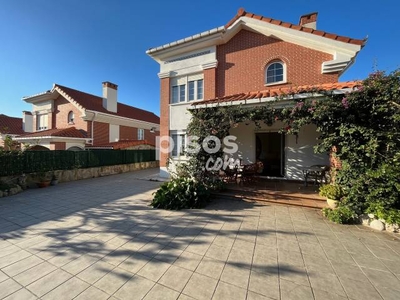 Chalet unifamiliar en venta en Barrio de Sorriba