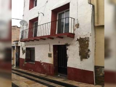 Piso de tres habitaciones Calle Mosen Pedro Dosset, Híjar