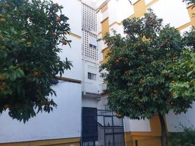 Piso de tres habitaciones tercera planta, San Pablo, Sevilla