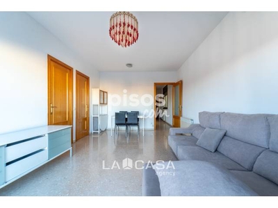 Piso en venta en Calle Pl. de Las Palmeras